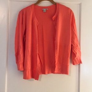 Dressier cardigan with buttons